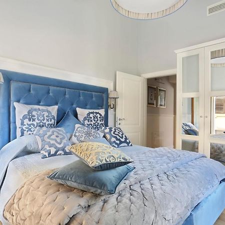Design Apartment In The Heart Of Florence - Hosted By Sweetstay Exterior photo