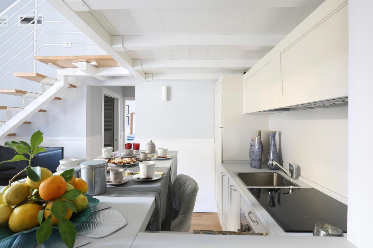 Design Apartment In The Heart Of Florence - Hosted By Sweetstay Exterior photo